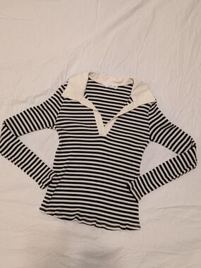 Mango Striped V-Neck Polo Long-Sleeve Top in Black and White